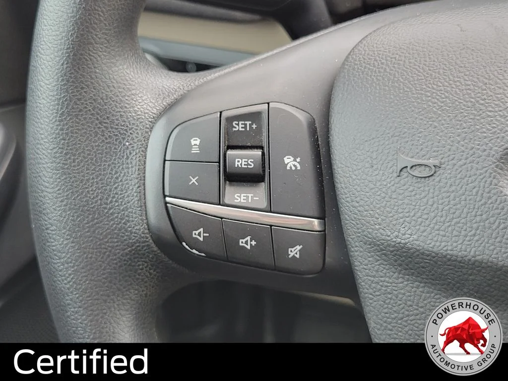 Used 2020 Black Ford SE image 29