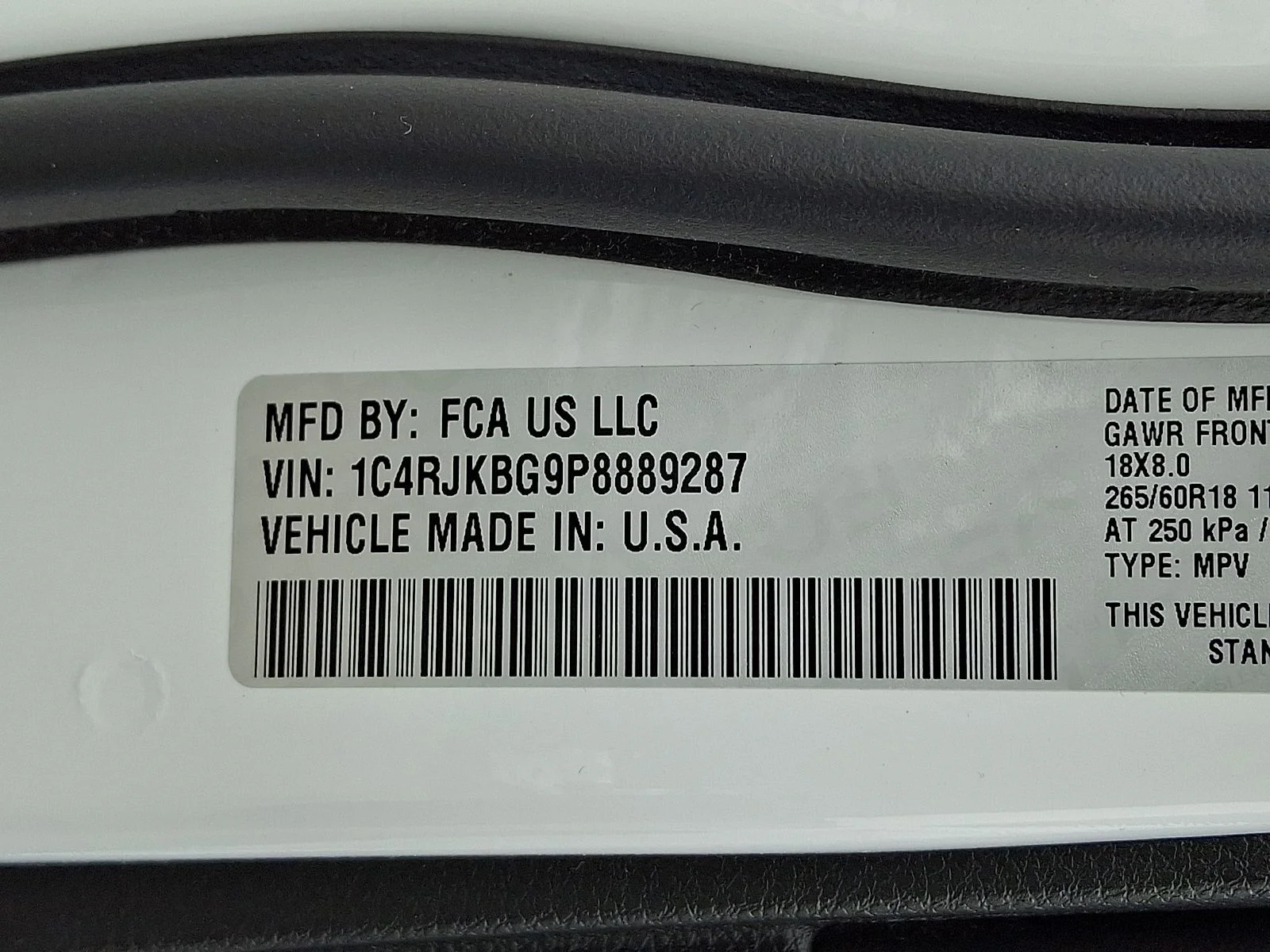 Used 2023 White Jeep Limited image 27