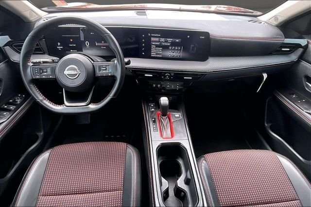 Used 2025 Red Nissan SR image 14