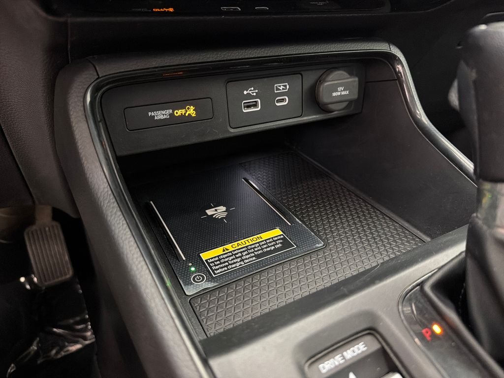Used 2024  Honda EX-L image 23