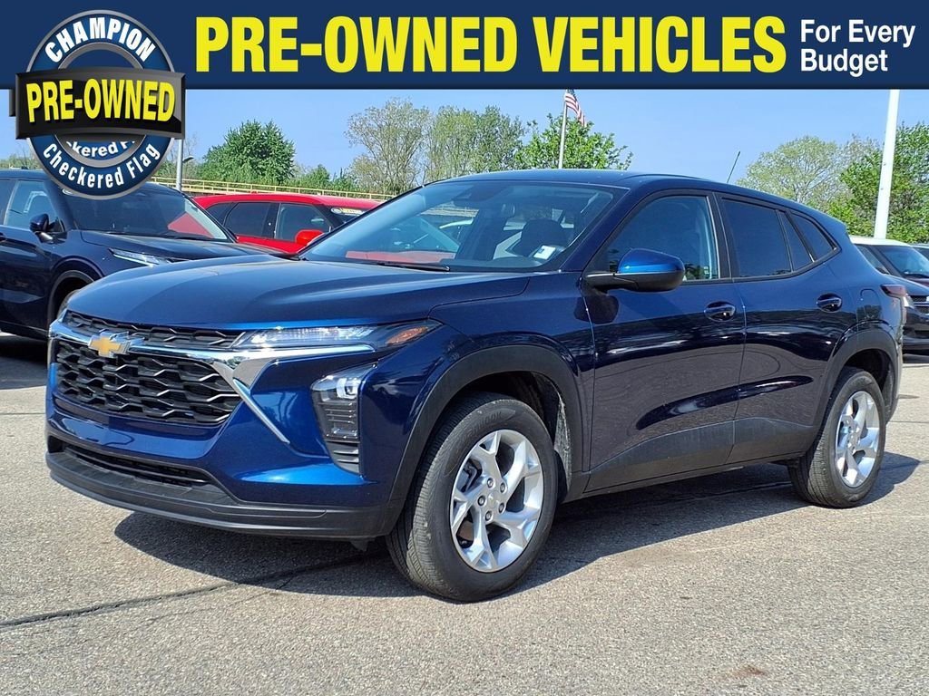 2024 Chevrolet Trax LS's photo