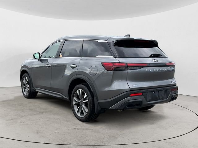 Used 2025 Gray INFINITI LUXE image 7