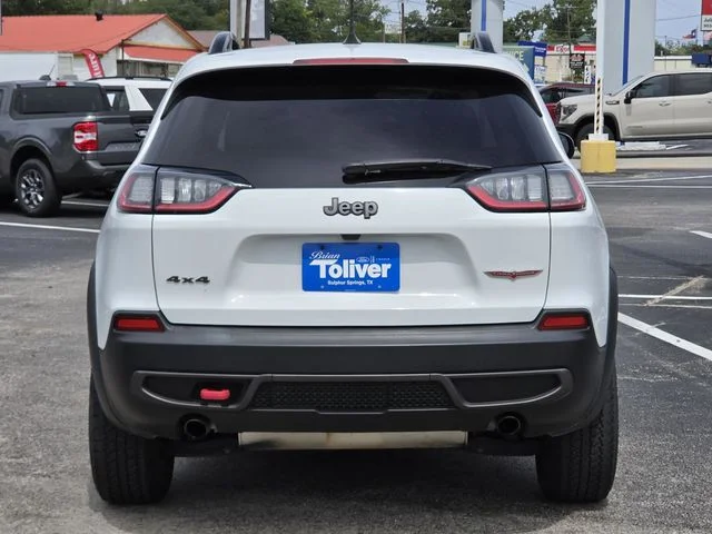 Used 2022 Bright White Clearcoat Jeep Trailhawk image 9