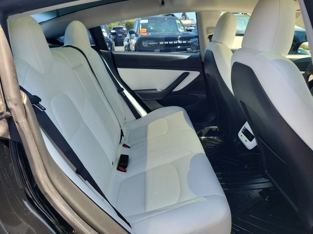 Used 2021 Black Tesla Long Range image 16