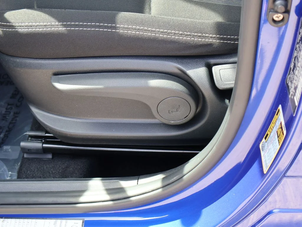 Used 2025 Blue Hyundai SEL image 22