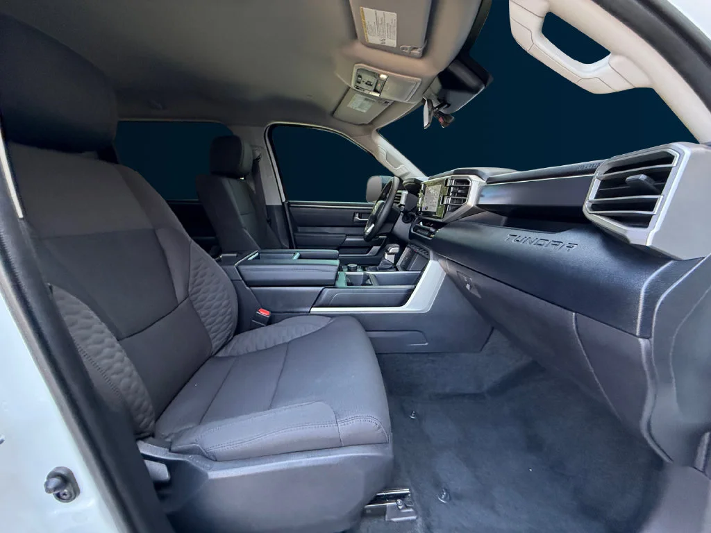 Used 2024 White Toyota SR5 image 17