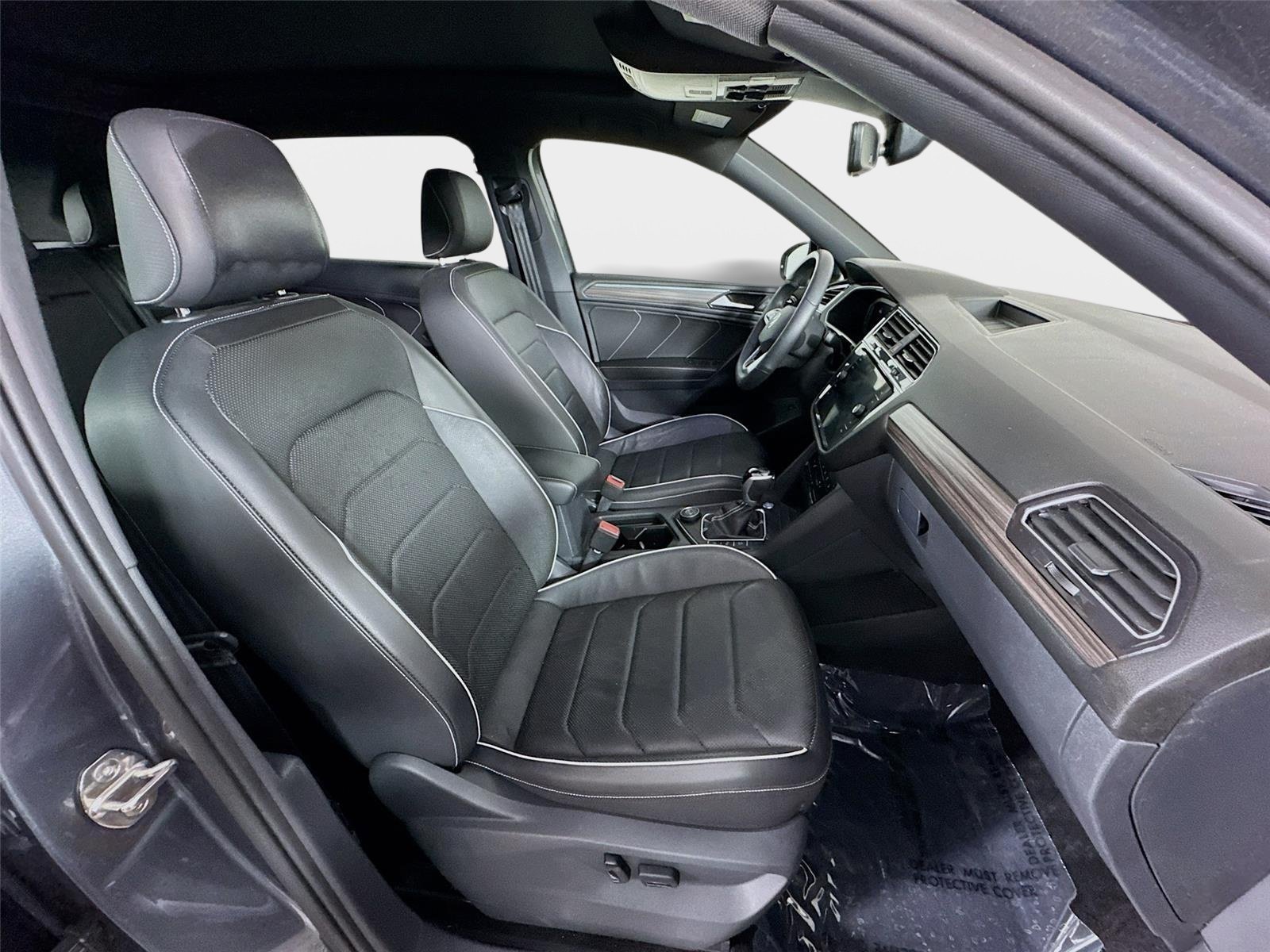 Used 2024 Gray Volkswagen SEL R-Line image 29
