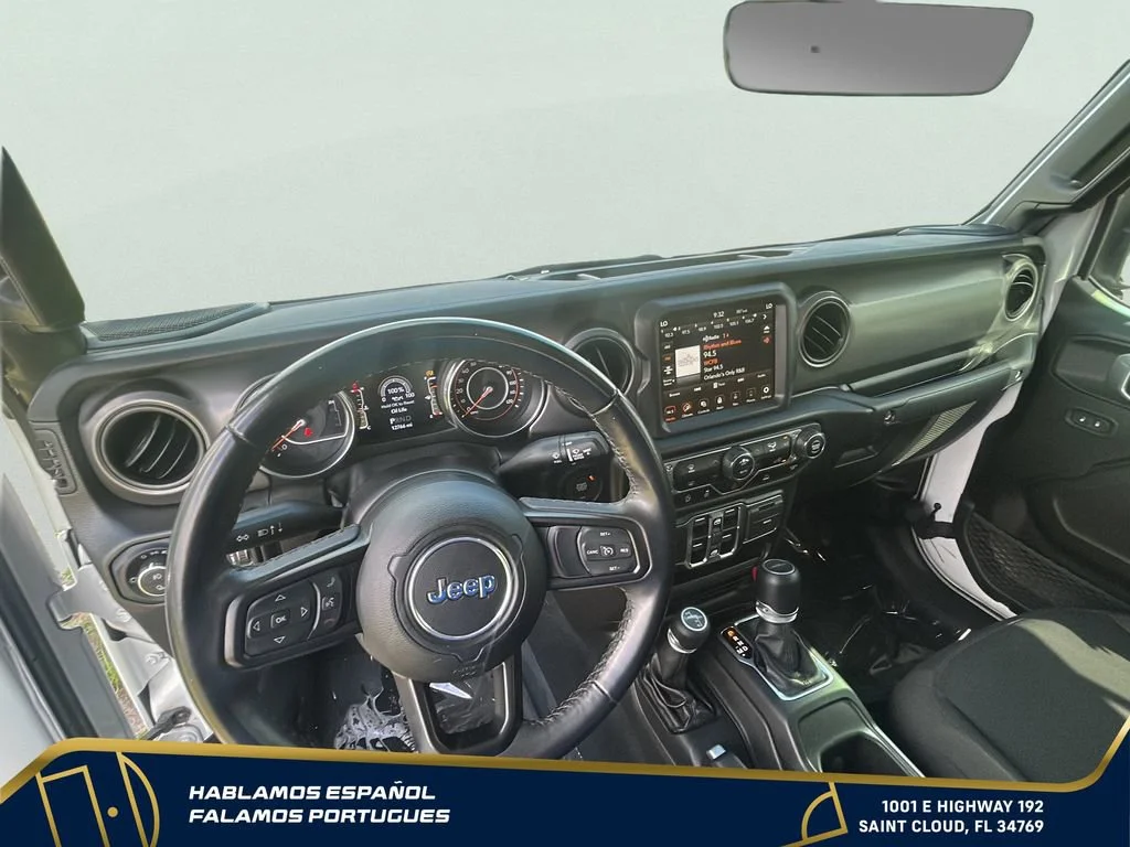 Used 2022  Jeep Willys image 19