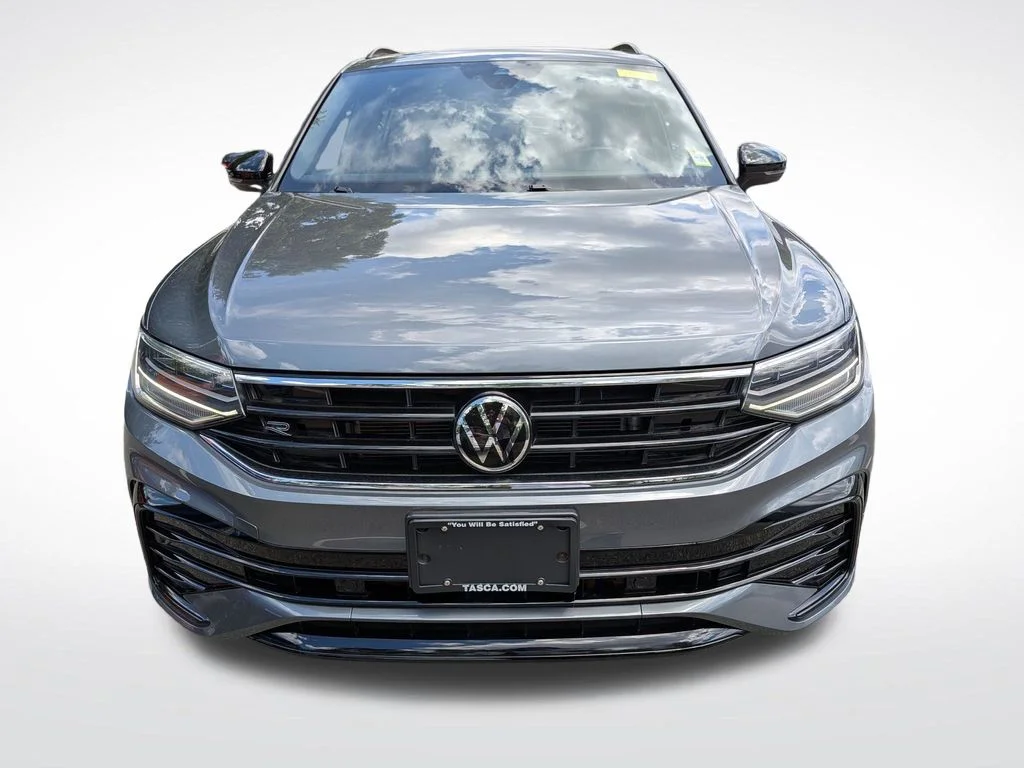 Used 2023 Gray Volkswagen 2.0T SE R-Line Black image 9