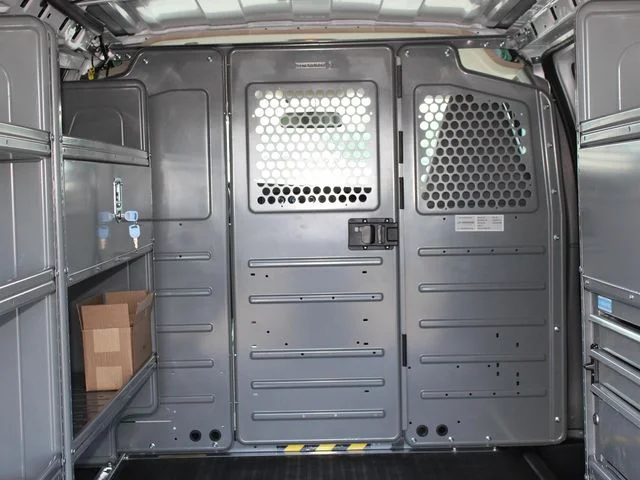 2026 GMC Savana Cargo Work Van - Photo 20