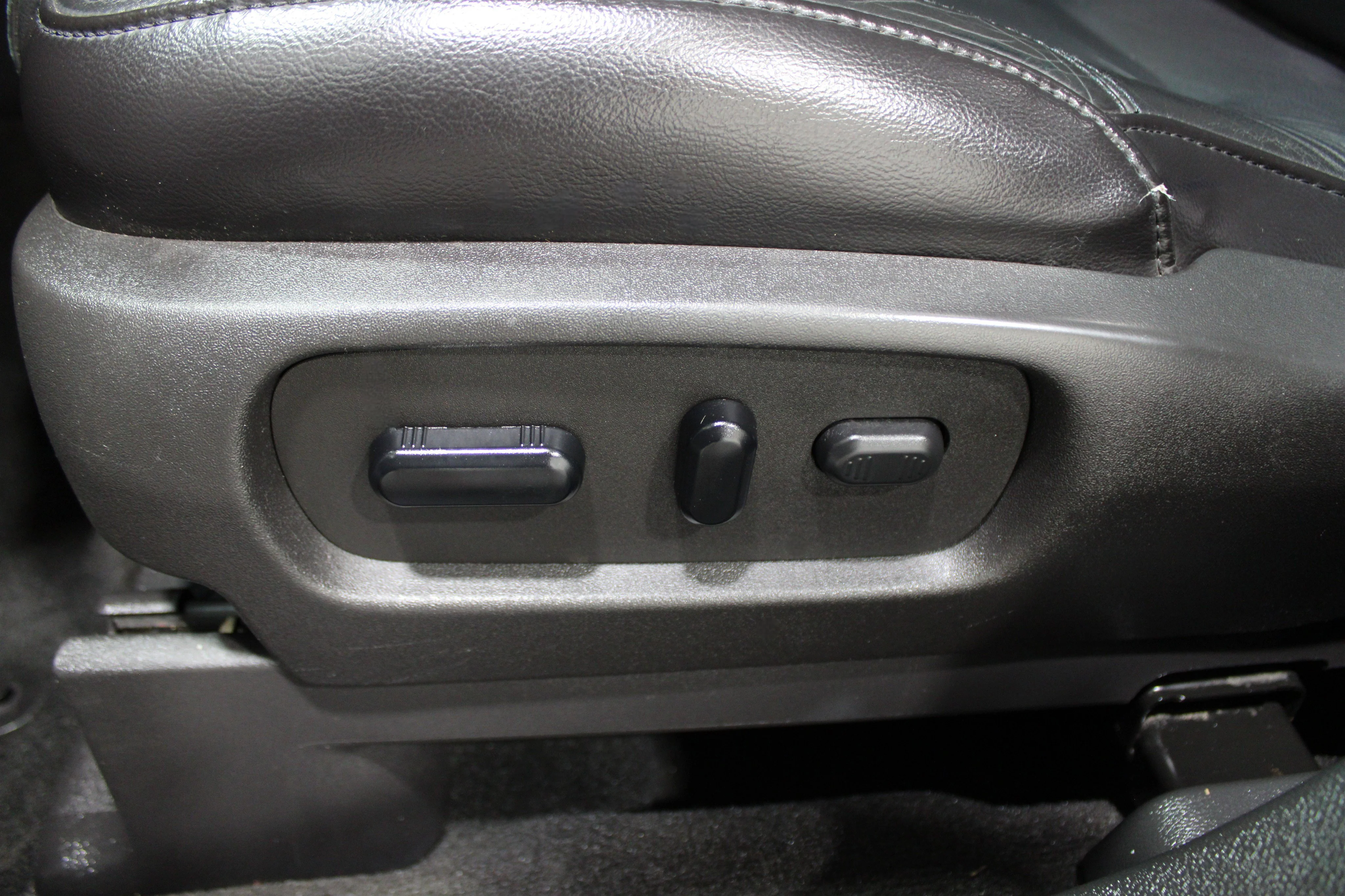 2013 Ford Explorer XLT - Photo 4
