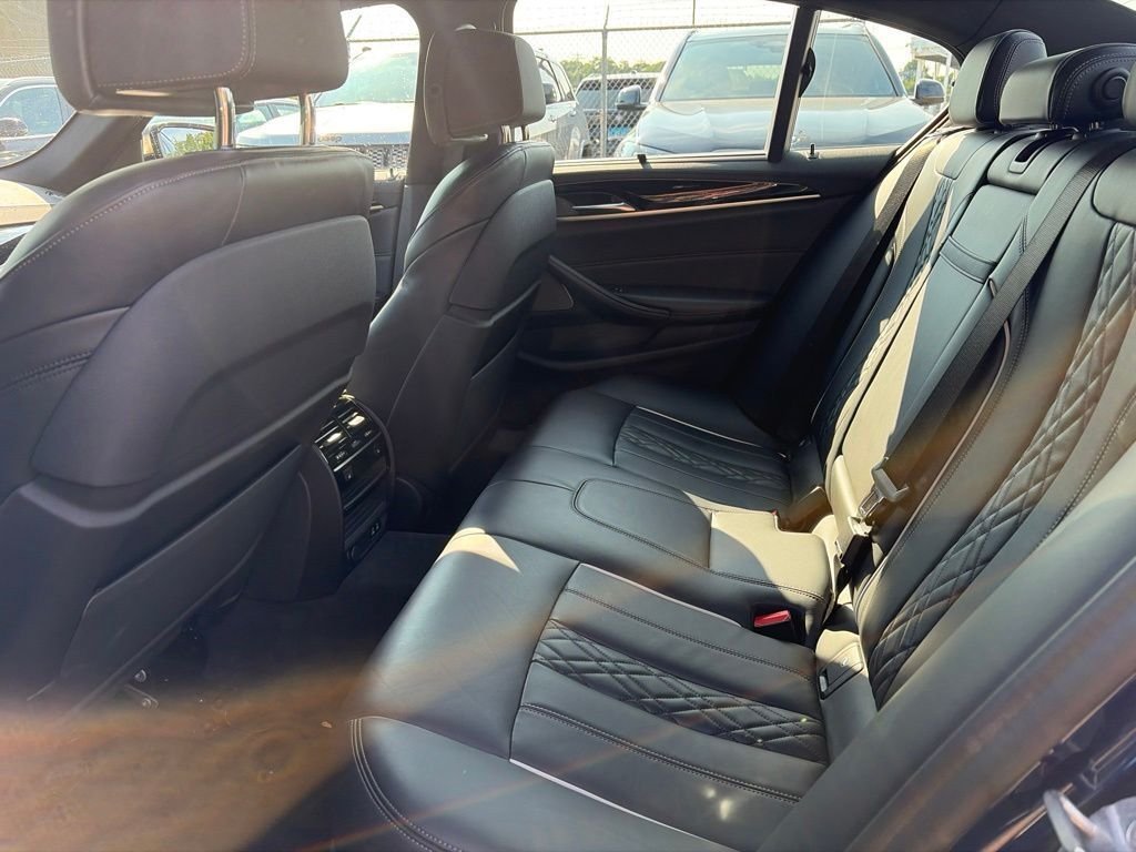 Used 2020 Blue BMW M550i xDrive image 12