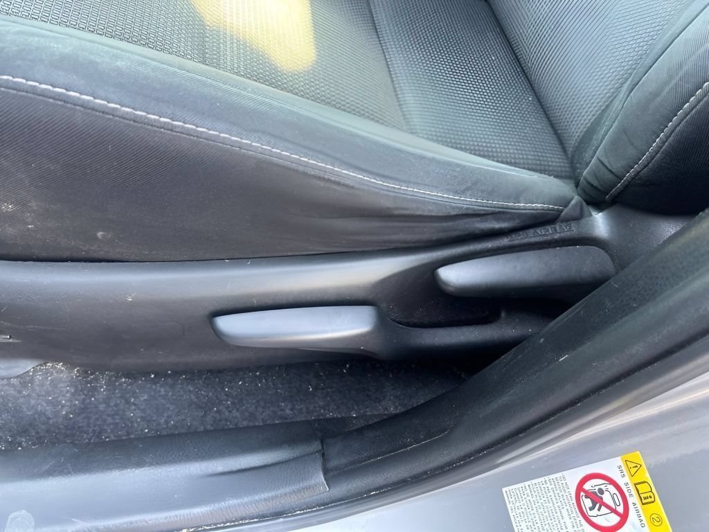 Used 2016 Silver Sky Metallic Toyota XLE image 20