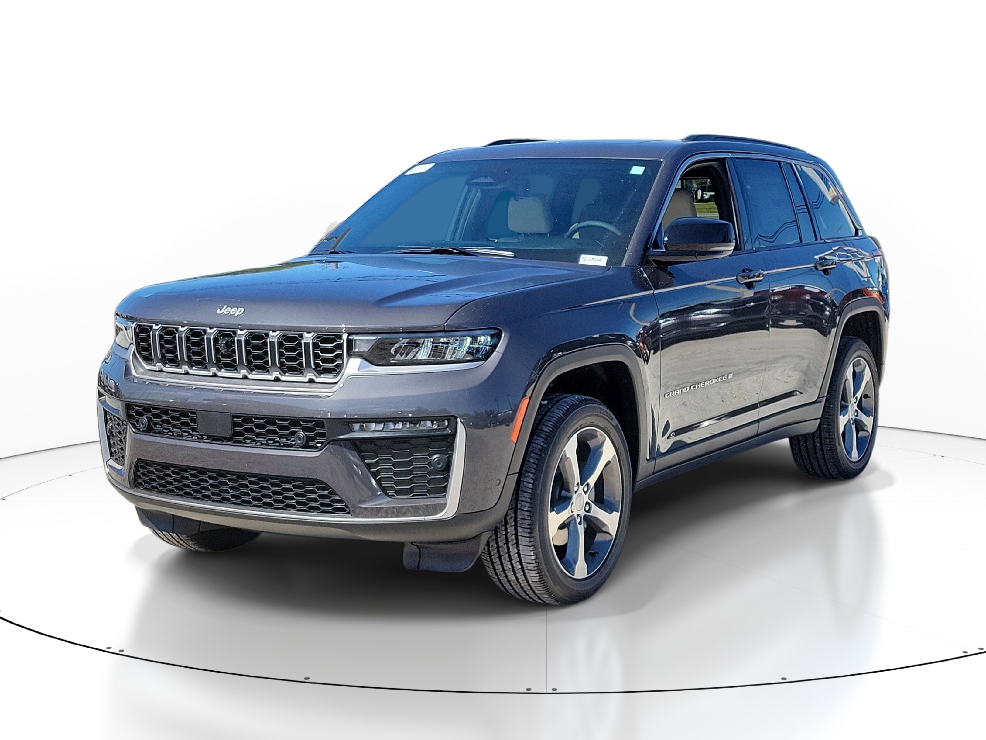 New 2026 Baltic Gray Metallic Clear-Coat Exterior Paint Jeep Limited image 3