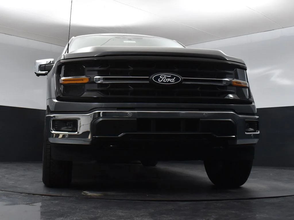 New 2026 Gray Ford XLT image 31