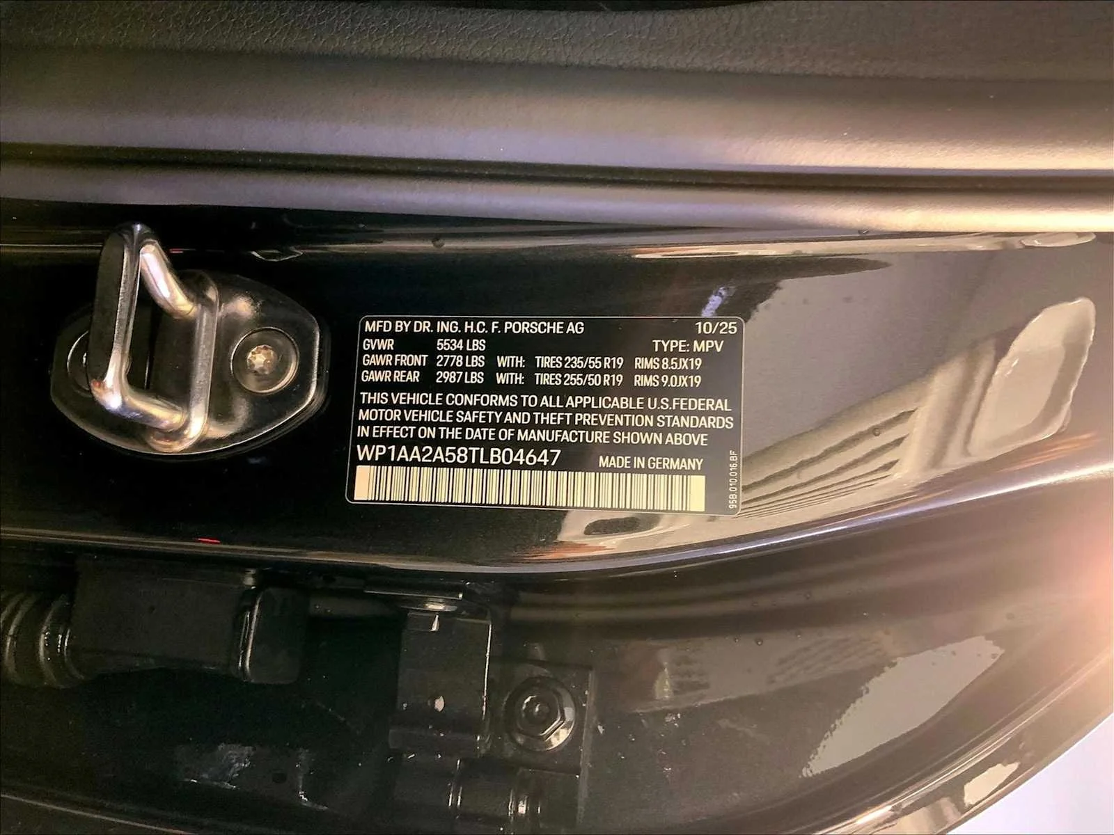 2026 Porsche Macan Base - Photo 36