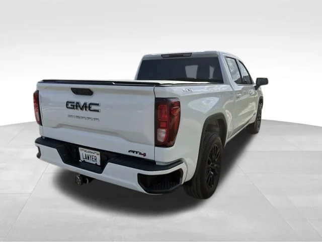 Used 2024 White GMC Elevation image 3