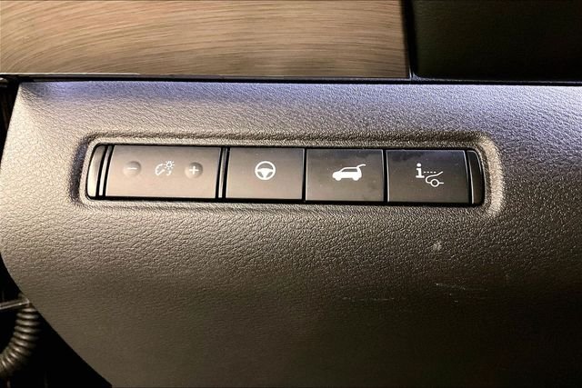 2025 Nissan Pathfinder Platinum - Photo 40