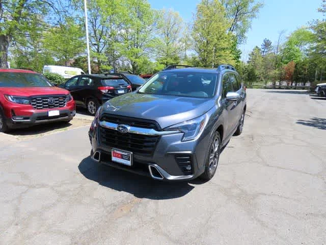 2023 Subaru Ascent Touring's photo