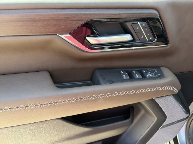 New 2027 Silver GMC Denali Ultimate image 22