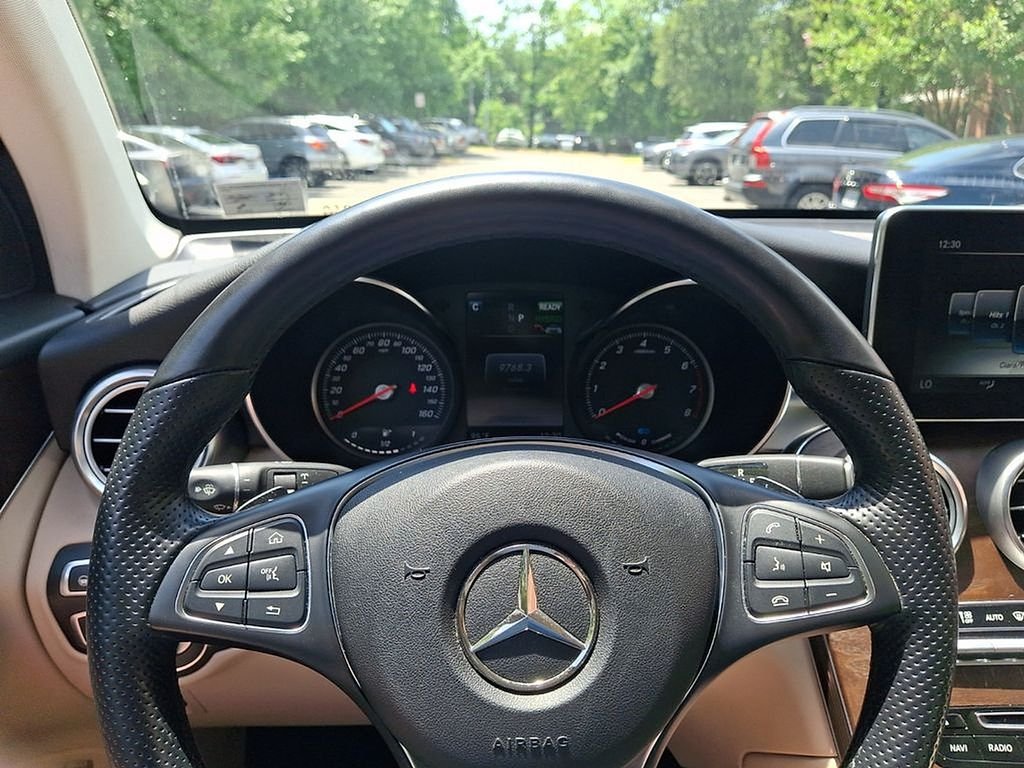 Used 2019  Mercedes-Benz GLC 350e image 20