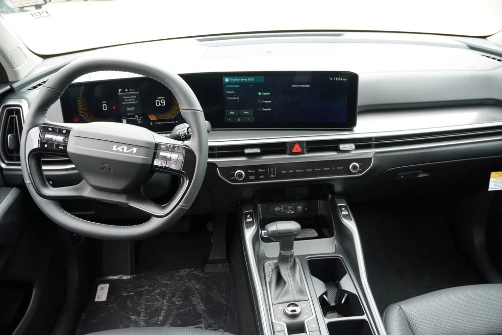 New 2026 Glacial White Pearl Kia S image 12