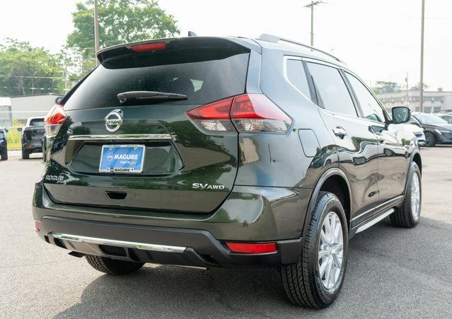 Used 2018 Midnight Pine Nissan SV image 6