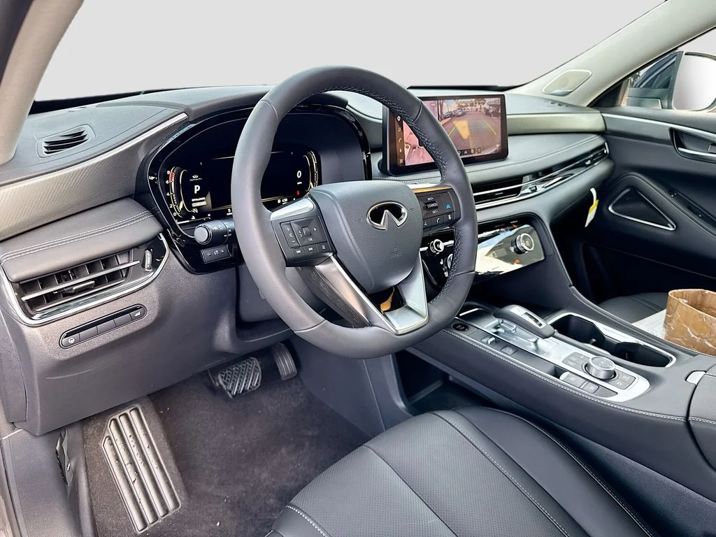 New 2027 GRAPHITE SHADOW INFINITI Luxe FWD image 9