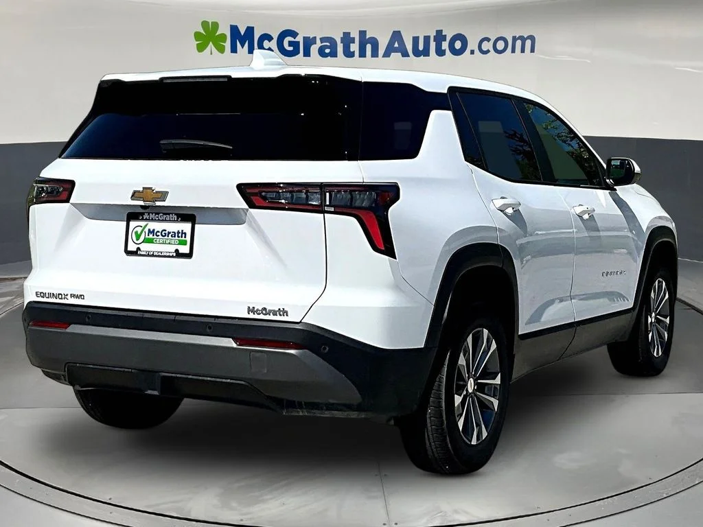 2025 Chevrolet Equinox LT - Photo 8