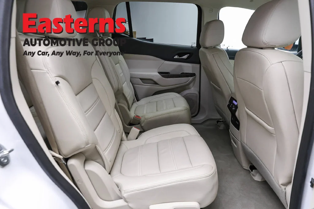 Used 2023 White GMC Denali image 30