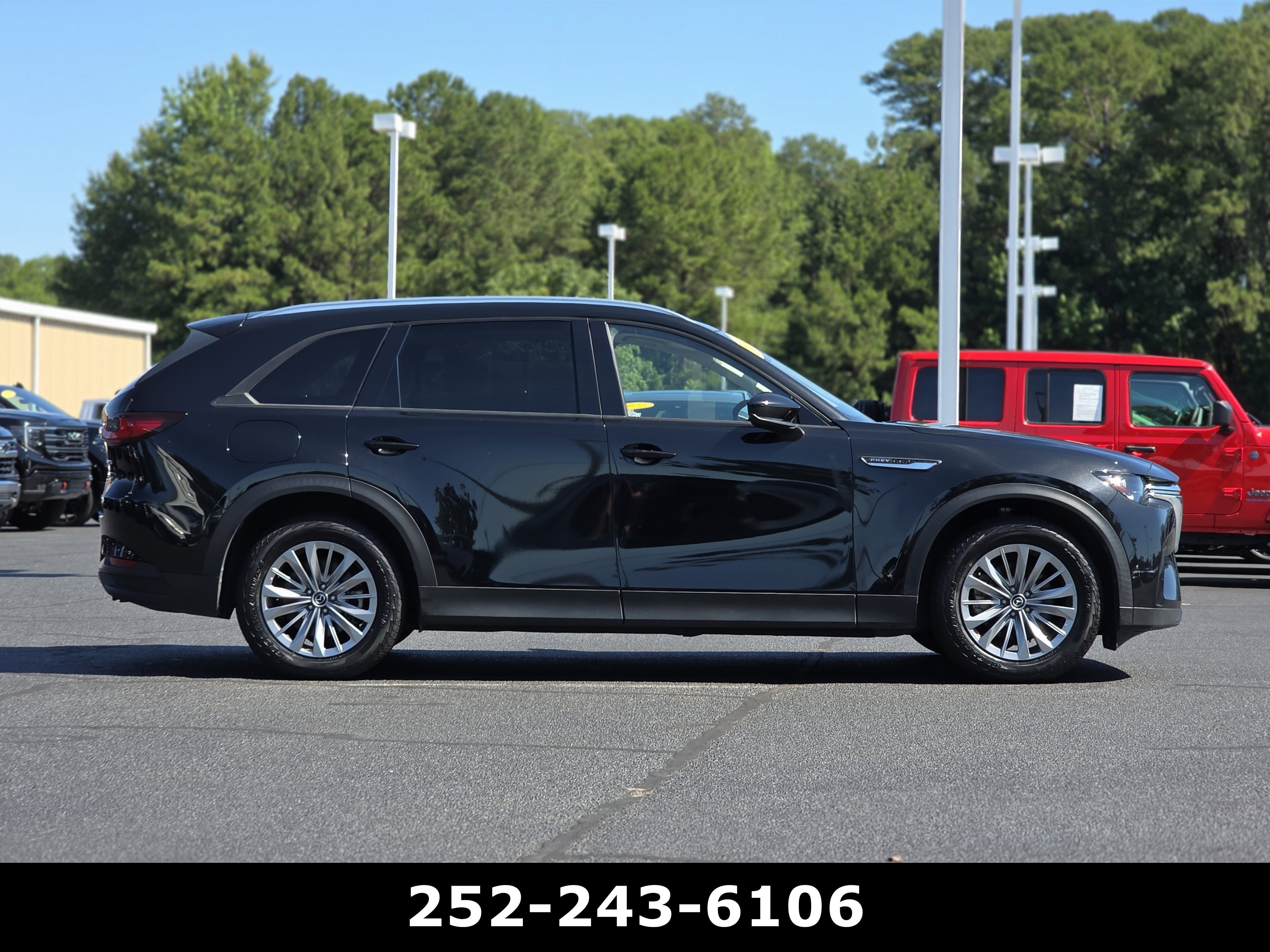 Used 2024 Jet Black Mica Mazda Preferred image 7