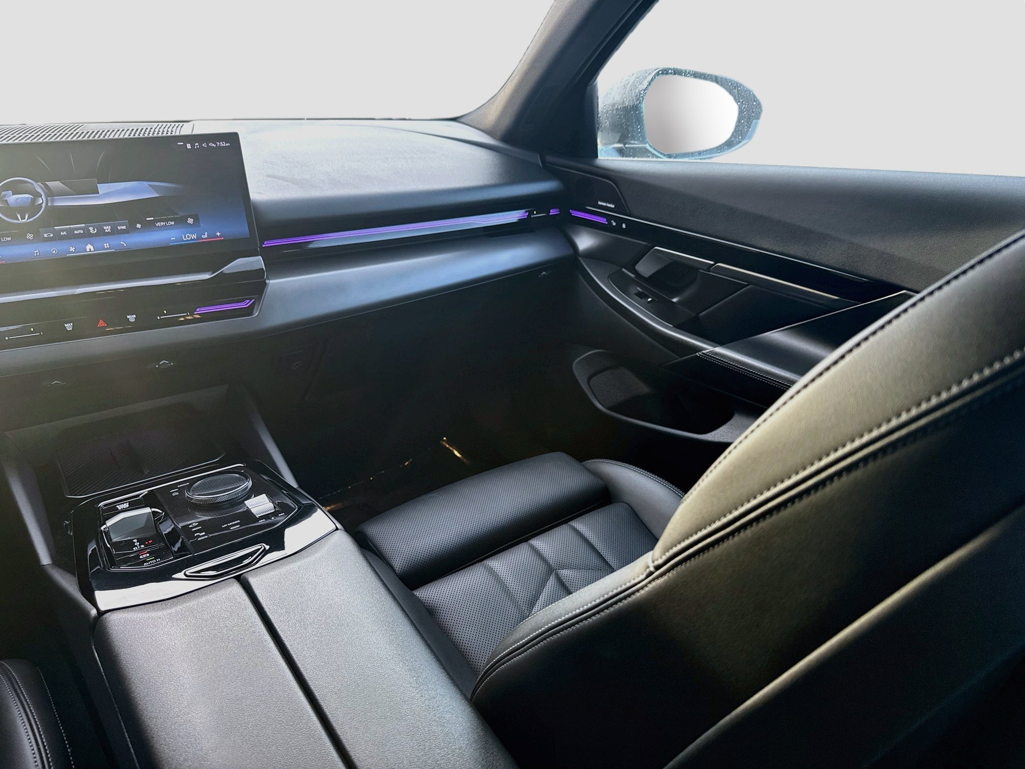 2024 BMW 5 Series 530i - Photo 20