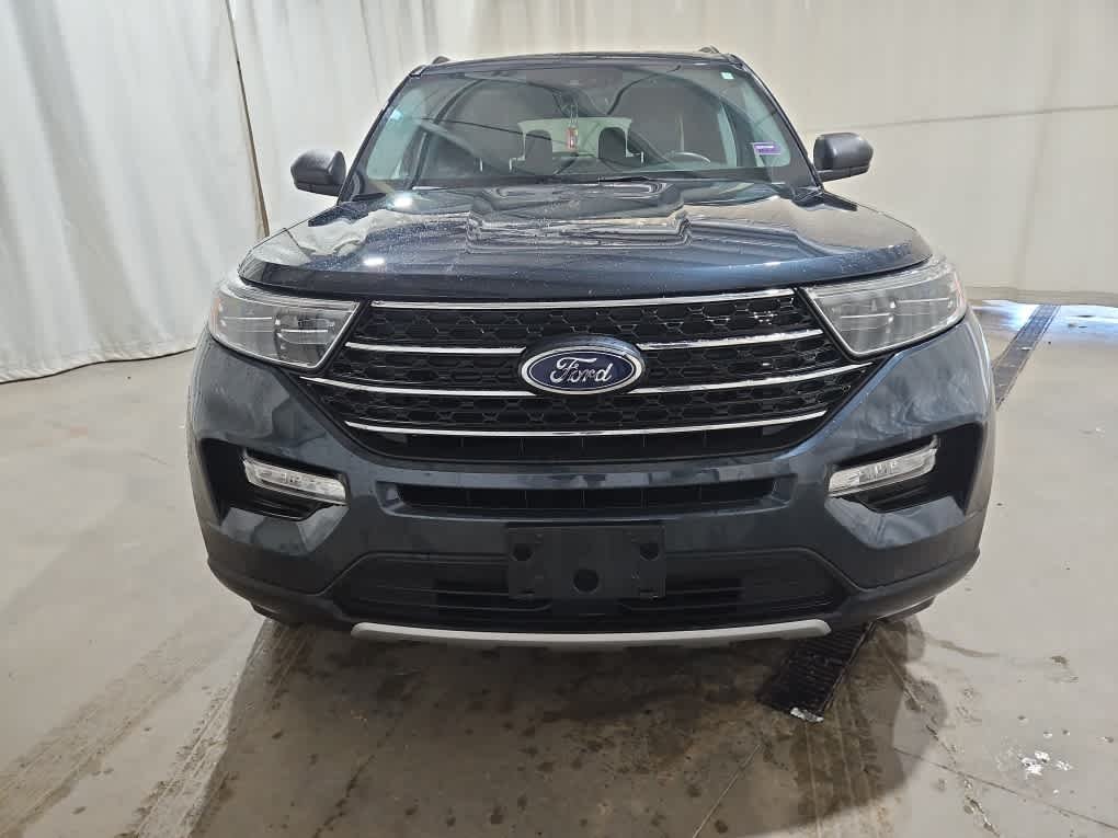 Used 2023 Stone Blue Metallic Ford XLT image 6