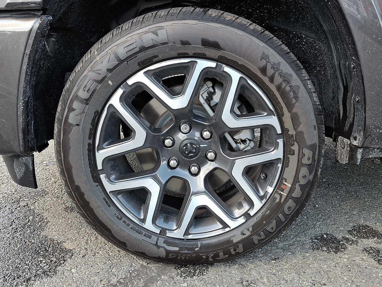 New 2026 Granite Crystal Metallic Clear-Coat Exterior Paint RAM Laramie image 5