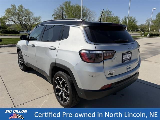 Used 2025 Silver Zynith Metallic Clearcoat Jeep Limited image 7
