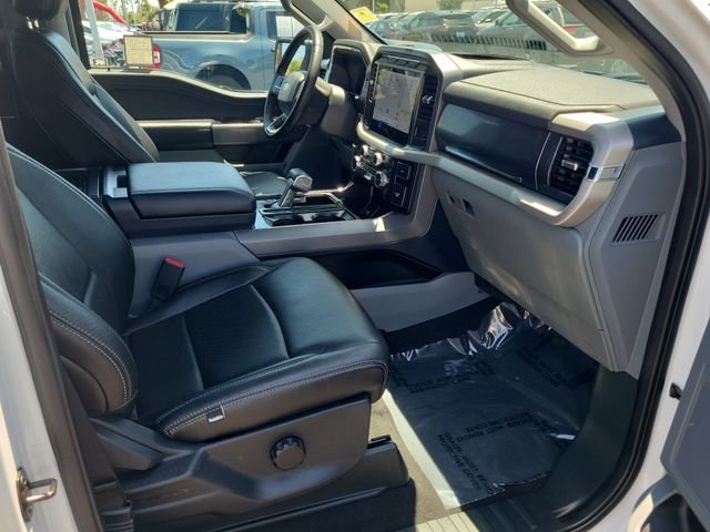 Certified Used 2023 Oxford White Ford XLT image 18