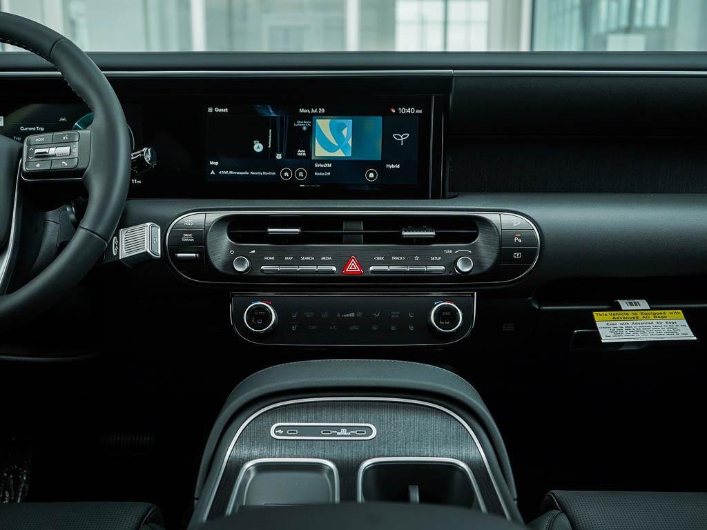 New 2026 Creamy White Pearl Hyundai SEL Premium 8P AWD image 44