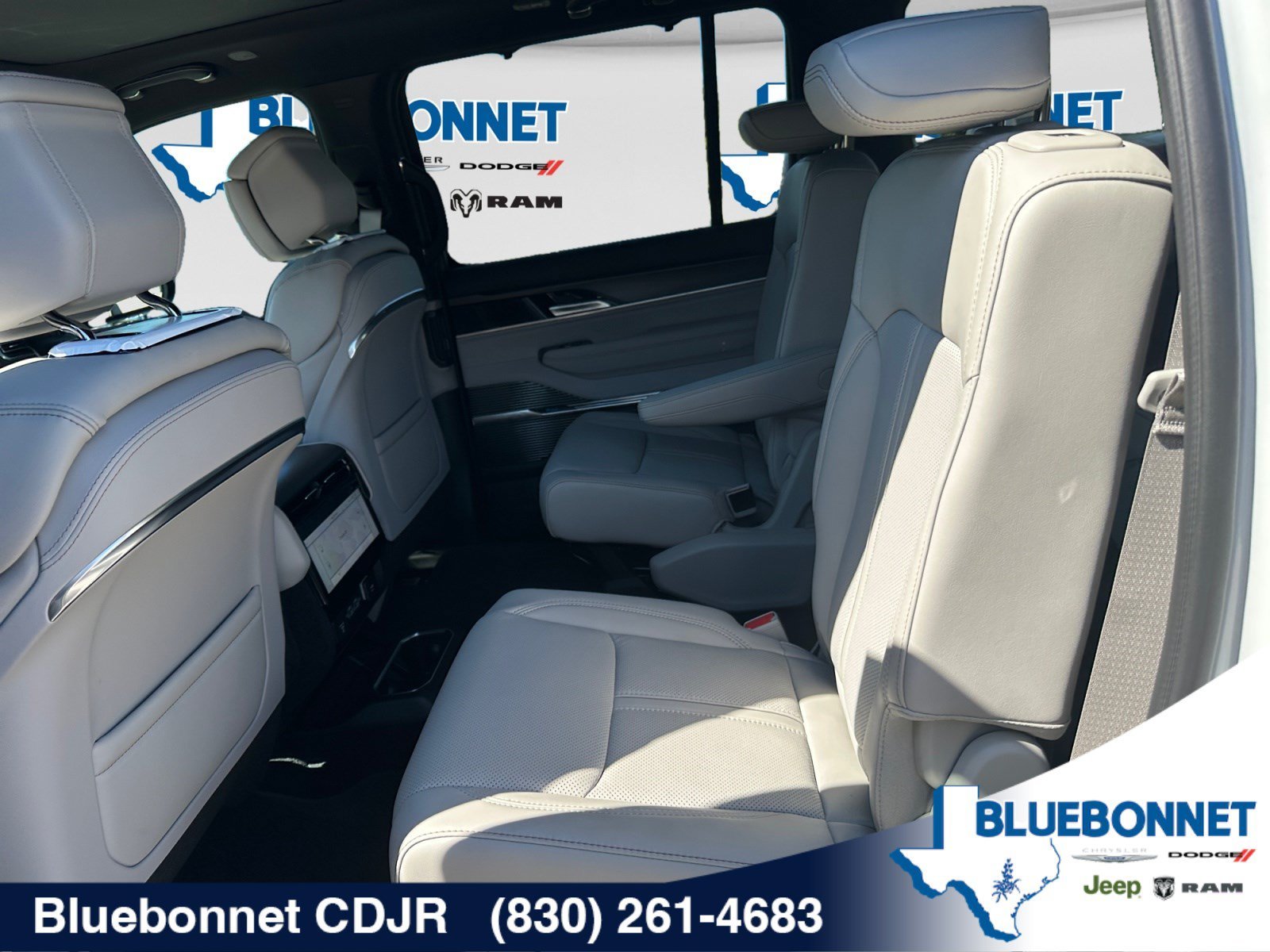New 2027 Ghost Paint Jeep Summit Obsidian image 22