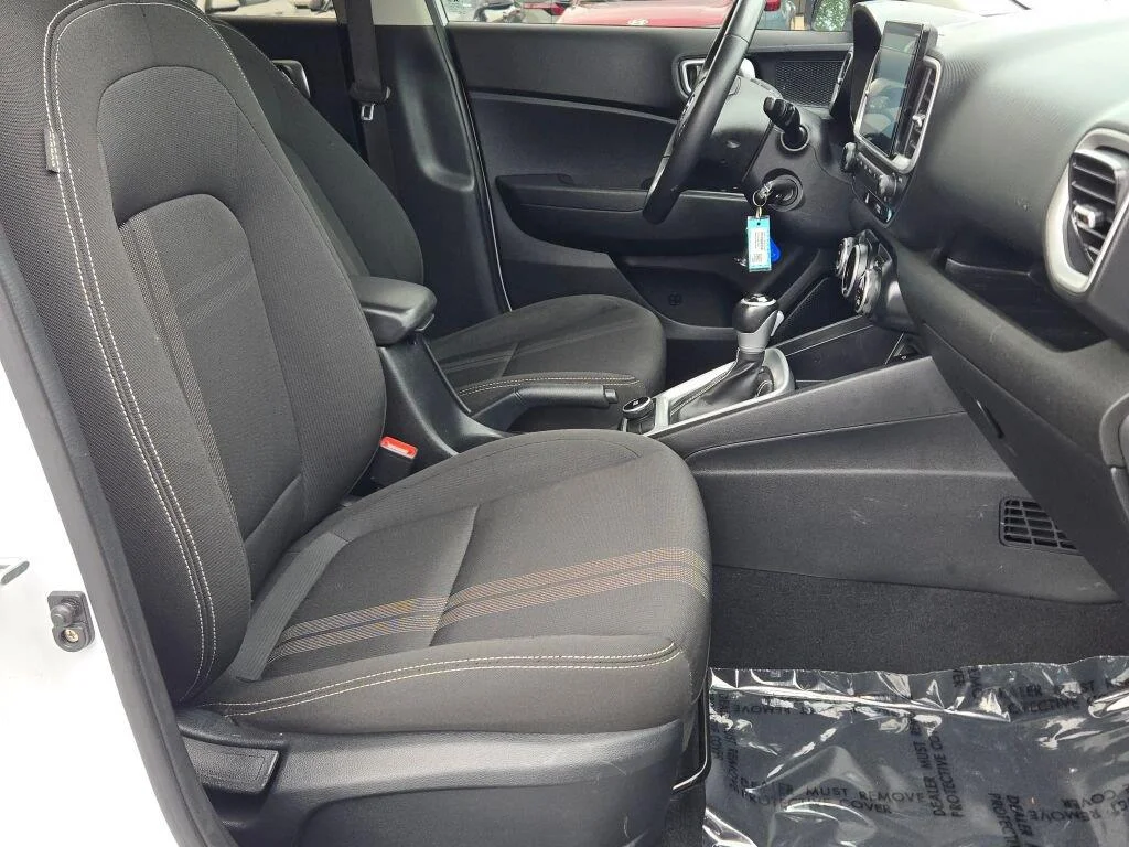 Used 2022 Ceramic White Hyundai SEL image 6