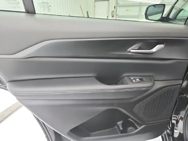 New 2026 Black Jeep Laredo image 37
