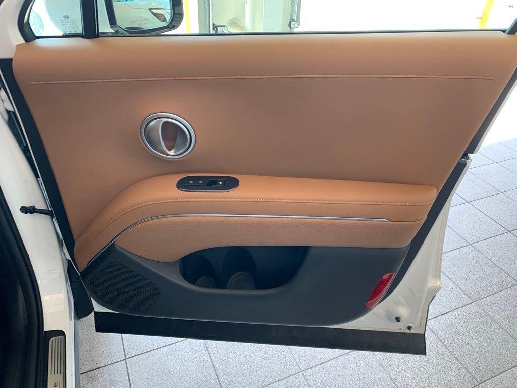 New 2027  Hyundai Calligraphy image 23