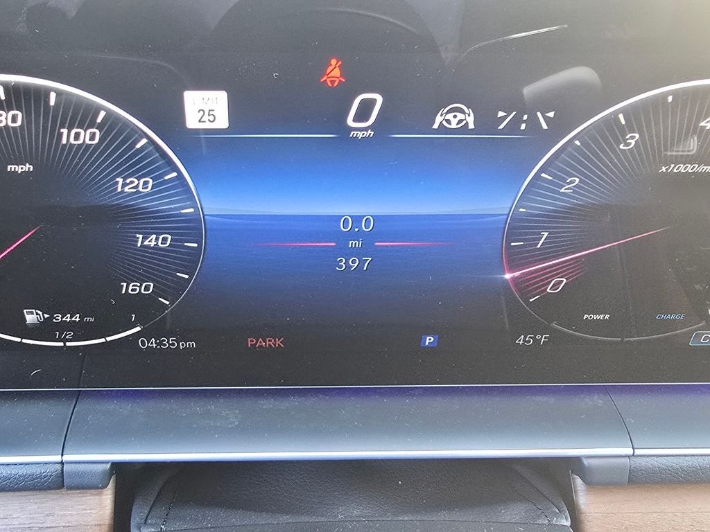 2025 Mercedes-Benz GLE GLE450 - Photo 29