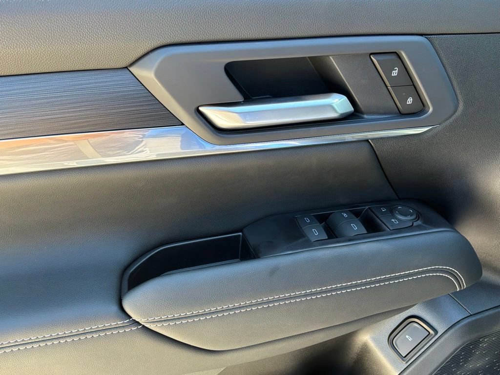 New 2027 Rapids Metallic GMC Elevation image 28