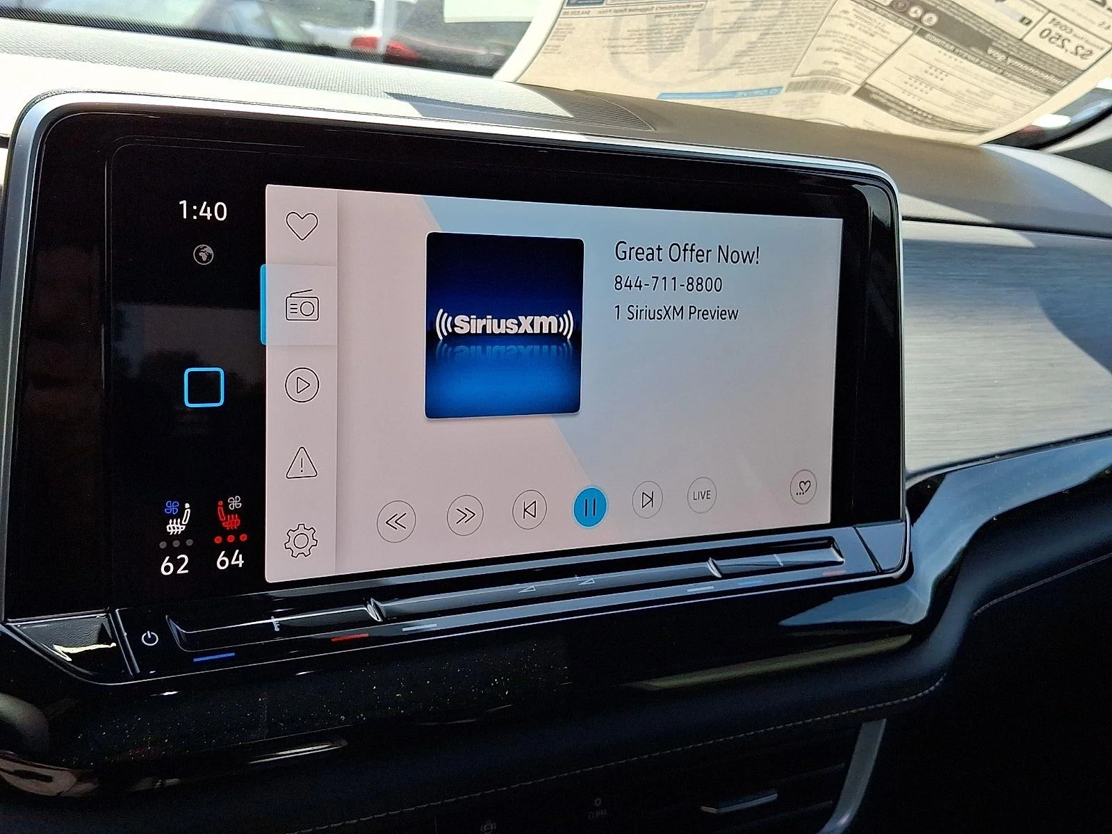 New 2026 J2J2/PUREGRAY Volkswagen 2.0T SE w/Technology image 15