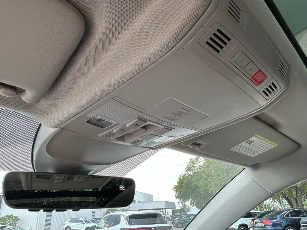 New 2026 Gray Volkswagen 1.5T SE Black image 27