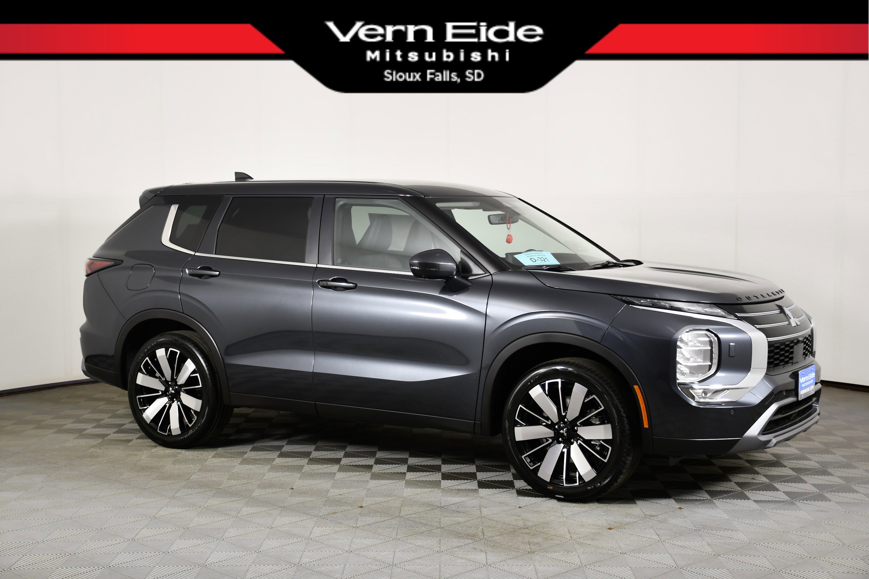 2026 Mitsubishi Outlander SE S-AWC's photo