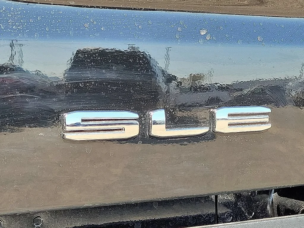 2026 GMC Sierra 1500 SLE - Photo 9