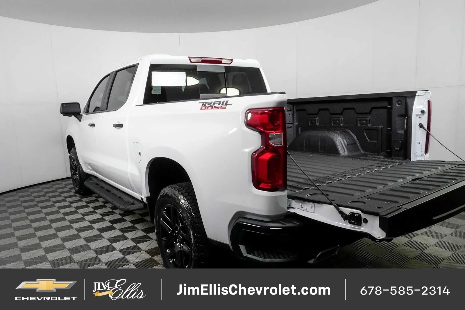 New 2026 Summit White Chevrolet LT Trail Boss image 32