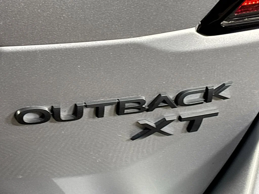 Used 2020 Silver Subaru Onyx Edition XT image 23