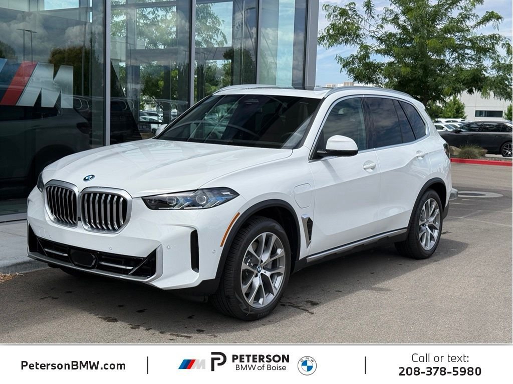 2026 BMW X5 xDrive50e's photo